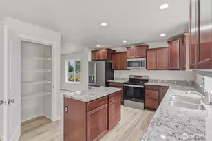 163 Cedar Falls Dr, Kelso, WA 98626 - Photo 8