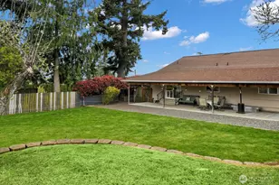 8240 Cedarhome Dr, Stanwood, WA 98292 - Photo 16