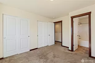 501 N 105th St, Seattle, WA 98133 - Photo 20