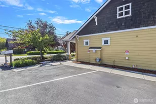 306 S Main St, Coupeville, WA 98239 - Photo 22