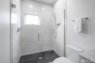 2708 1st Ave W, Seattle, WA 98119 - Photo 24