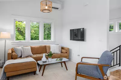 2708 1st Avenue W, Seattle, WA 98119 - Photo 18