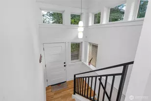 2708 1st Ave W, Seattle, WA 98119 - Photo 12