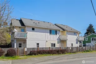 501 N 105th St, Seattle, WA 98133 - Photo 4