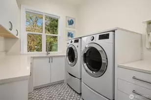 1024 91st Ave NE, Bellevue, WA 98004 - Photo 36