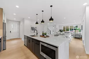 529 SE Bush St, Issaquah, WA 98027 - Photo 14