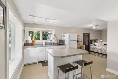 1923 Water Street SW, Olympia, WA 98501 - Photo 26