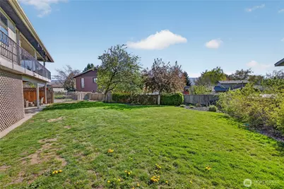 2629 Lemaister Avenue, Wenatchee, WA 98801 - Photo 10