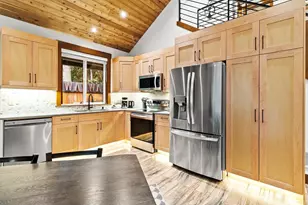 7381 Scott Pl, Glacier, WA 98244 - Photo 10