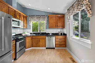 7112 55th Pl NE, Marysville, WA 98270 - Photo 8
