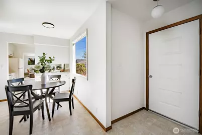 215 E Front Street, Lynden, WA 98264 - Photo 6