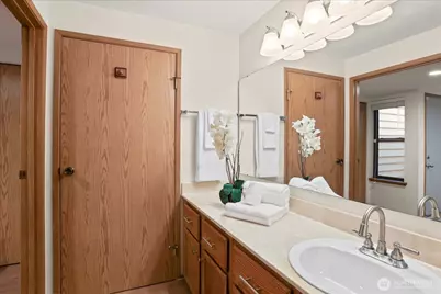 8407 18th Avenue W #1-105, Everett, WA 98204 - Photo 12