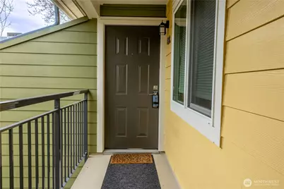 12607 SE 41st Place #H207, Bellevue, WA 98006 - Photo 2