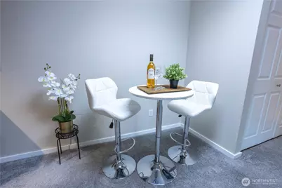 12607 SE 41st Place #H207, Bellevue, WA 98006 - Photo 8