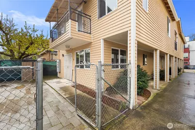 3317 Claremont Avenue S, Seattle, WA 98144 - Photo 32