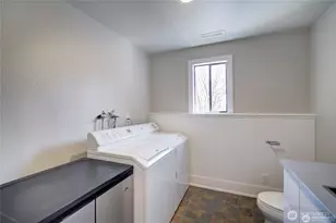 17355 NE 17th Pl, Bellevue, WA 98008 - Photo 18