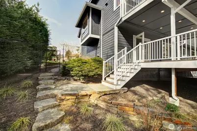 17355 NE 17th Place, Bellevue, WA 98008 - Photo 22