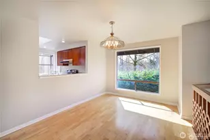 17355 NE 17th Pl, Bellevue, WA 98008 - Photo 8