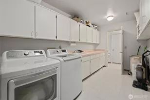 1889 W Beach Rd, Oak Harbor, WA 98277 - Photo 18