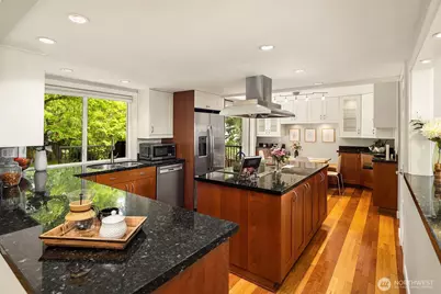 17420 NE 11th Street, Bellevue, WA 98008 - Photo 14