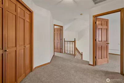 18425 143rd Court SE, Renton, WA 98058 - Photo 14