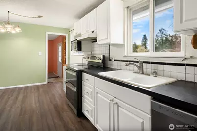 26205 14th Avenue S, Des Moines, WA 98198 - Photo 8