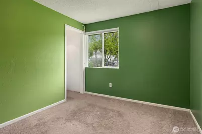 26205 14th Avenue S, Des Moines, WA 98198 - Photo 12