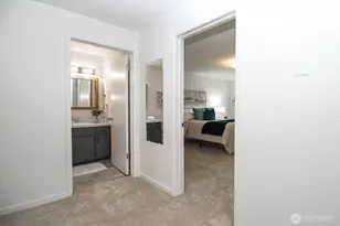 8747 Phinney Ave N, Seattle, WA 98103 - Photo 4