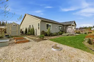 19510 136th St E, Bonney Lake, WA 98391 - Photo 34