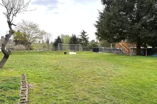 10028 30th Ave SW, Seattle, WA 98146 - Photo 6