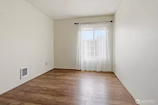 5585 E Evergreen Blvd, Vancouver, WA 89661 - Photo 10