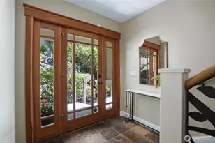 474 Glen Hollow Pl SW, Bainbridge Island, WA 98110 - Photo 4