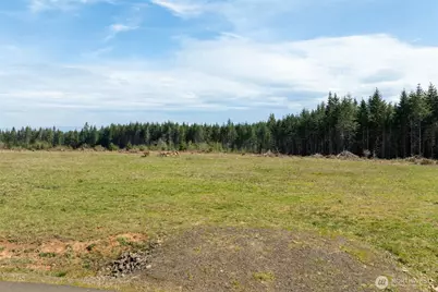 272 Silverwood Drive, Castle Rock, WA 98611 - Photo 10