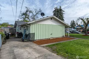 128 Robbins St, Woodland, WA 98674 - Photo 6