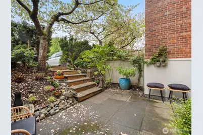1401 5th Avenue W #104, Seattle, WA 98119 - Photo 22