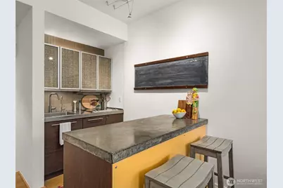 1401 5th Avenue W #104, Seattle, WA 98119 - Photo 8