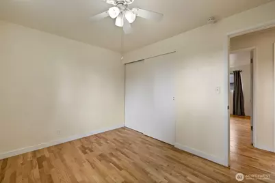 16610 SE 24th Street, Bellevue, WA 98008 - Photo 22