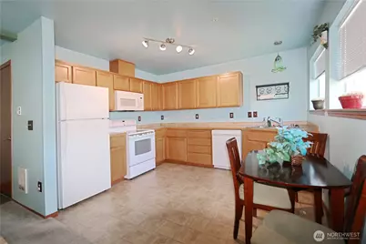 1002 108th Street Ct E #23, Tacoma, WA 98445 - Photo 4