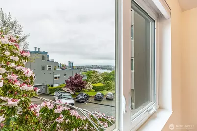 1800 Taylor Avenue N #305, Seattle, WA 98109 - Photo 6