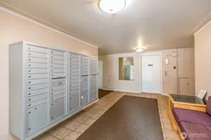 1800 Taylor Ave N, Seattle, WA 98109 - Photo 20