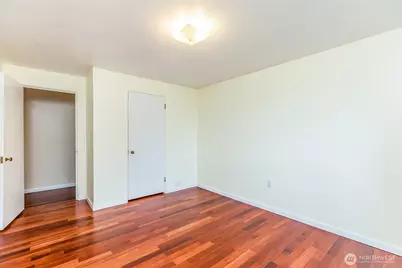 1800 Taylor Avenue N #305, Seattle, WA 98109 - Photo 14