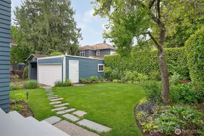 2523 32nd Avenue S, Seattle, WA 98144 - Photo 24
