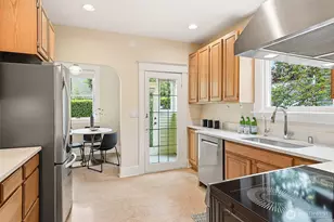 2523 32nd Ave S, Seattle, WA 98144 - Photo 10