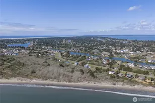171 Marine View Dr SE, Ocean Shores, WA 98569 - Photo 36