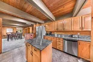 1418 E Blackburn Rd, Mount Vernon, WA 98274 - Photo 10