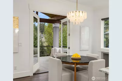 2005 105th Avenue NE, Bellevue, WA 98004 - Photo 4