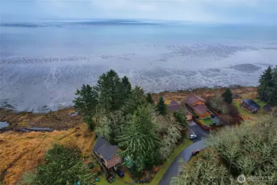 816 Duck Lake Drive NE, Ocean Shores, WA 98569 - Photo 4