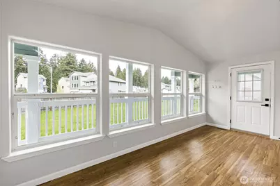 521 Military Road E, Tacoma, WA 98445 - Photo 28