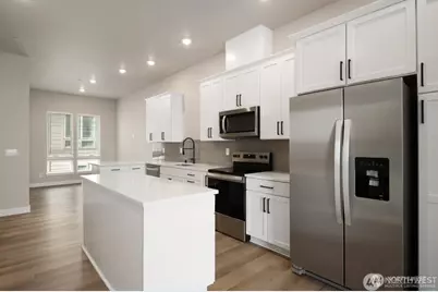 6611 S 128th Street, Seattle, WA 98178 - Photo 8