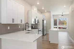 6611 S 128th St, Seattle, WA 98178 - Photo 6